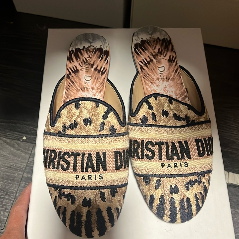 Selling an authentic dior flat mule